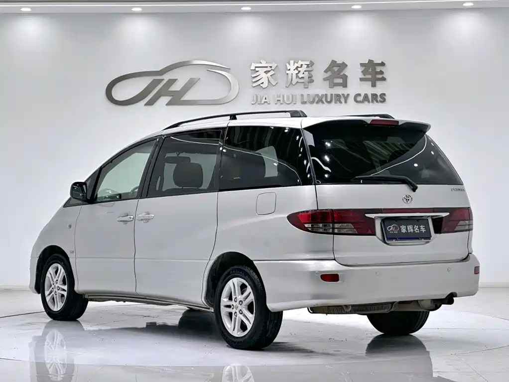Toyota Previa — миниатюра 5
