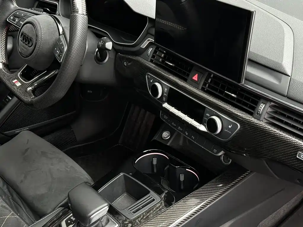 Audi A4L — миниатюра 9