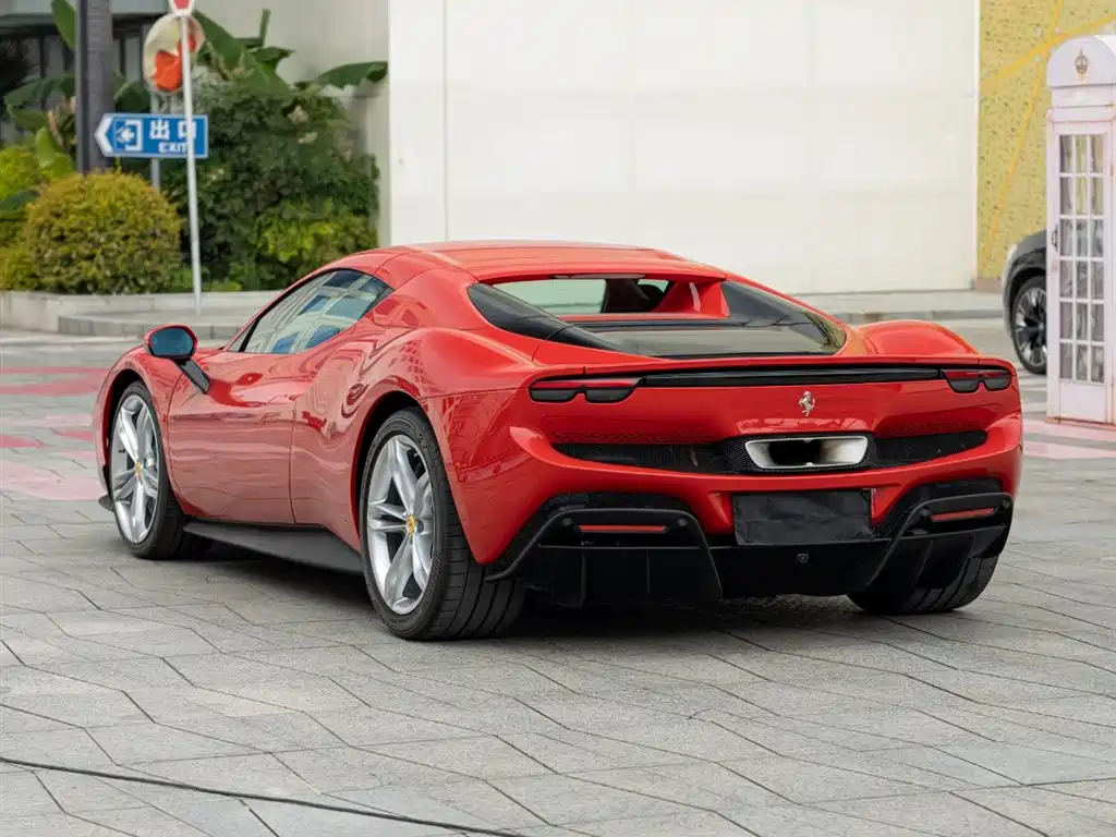 Ferrari 296 2022 3.0T V6 GTS
