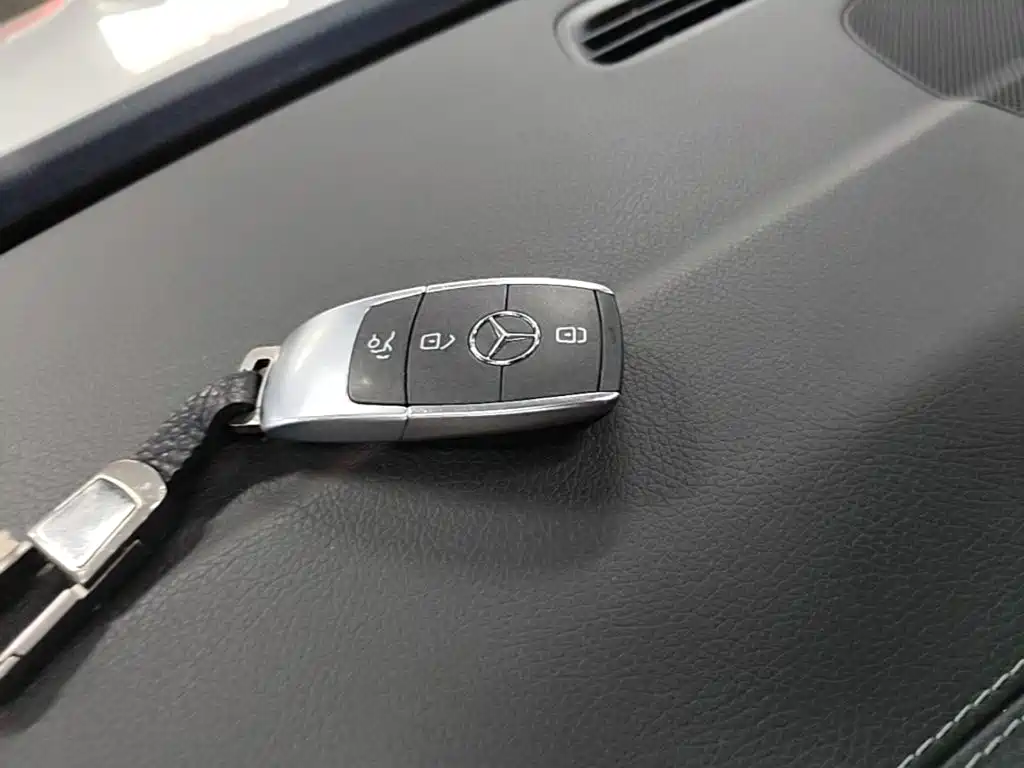 Mercedes-Benz EQB — миниатюра 9