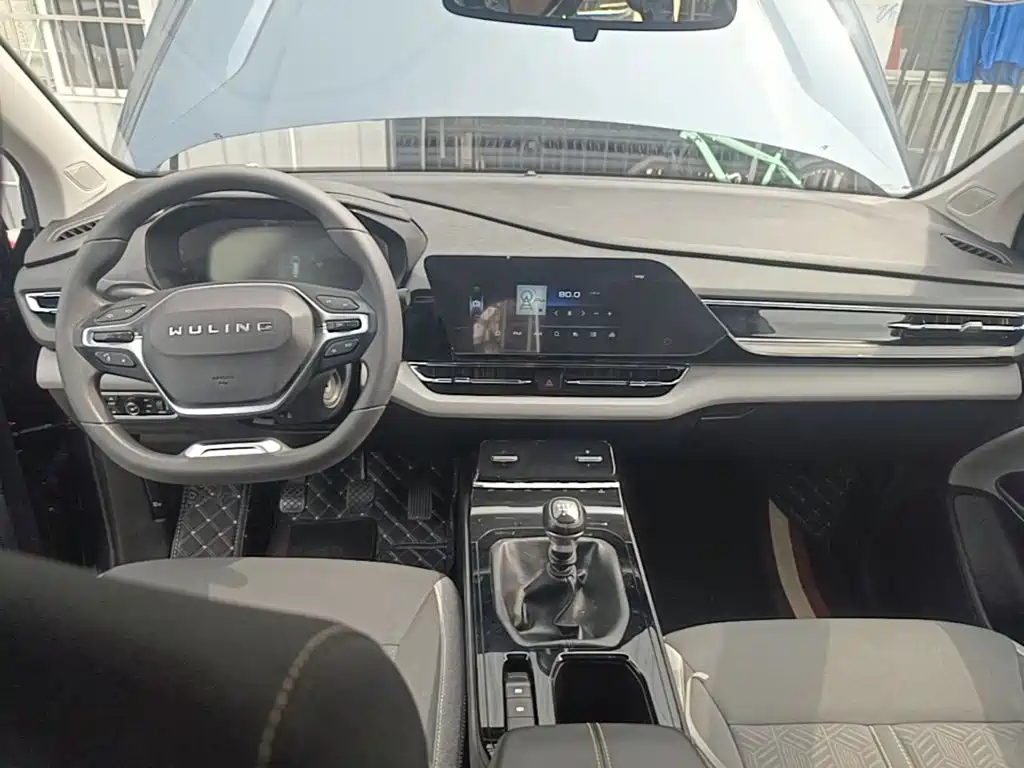 Wuling Victory — миниатюра 10