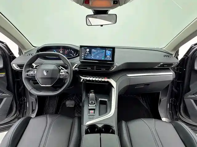 Peugeot 5008 — миниатюра 4