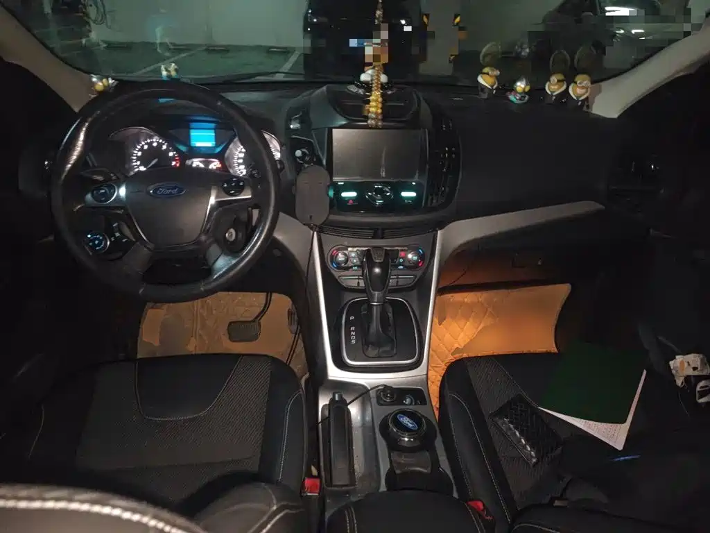 Ford Kuga — миниатюра 10