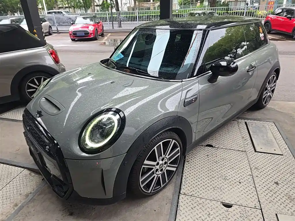 Mini Mini 2023