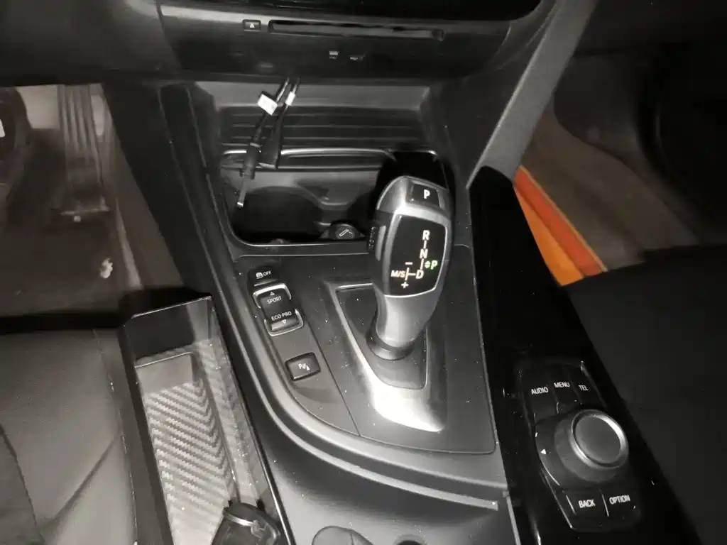 BMW 3 Series — миниатюра 7
