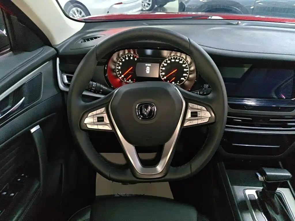 Changan CS35PLUS — миниатюра 11