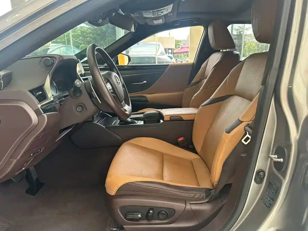 Lexus ES — миниатюра 4