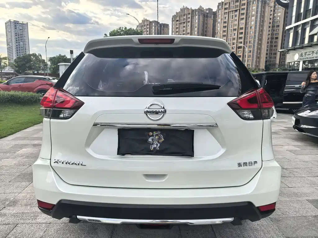 Nissan X-Trail — миниатюра 4