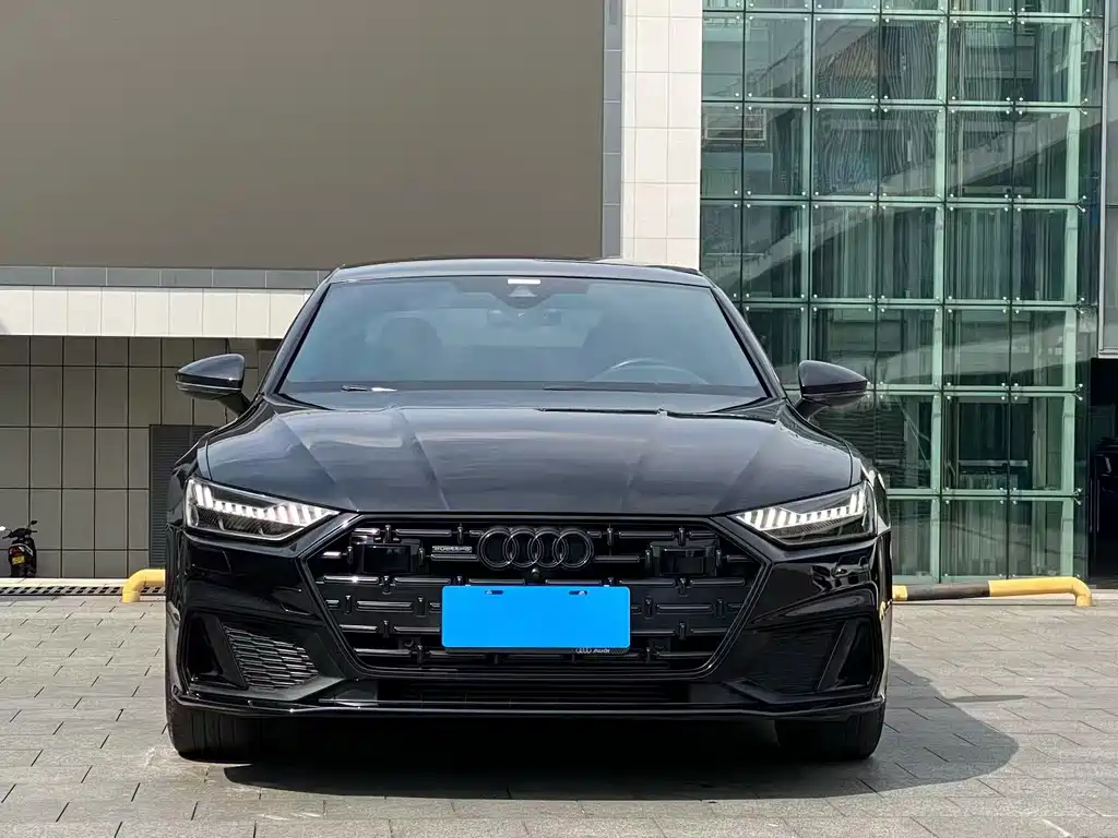 Audi A7L 2023 45 TFSI quattro S-line