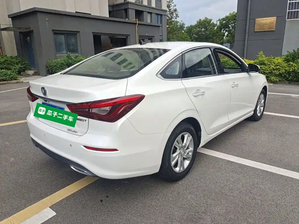 Changan Eado — миниатюра 7