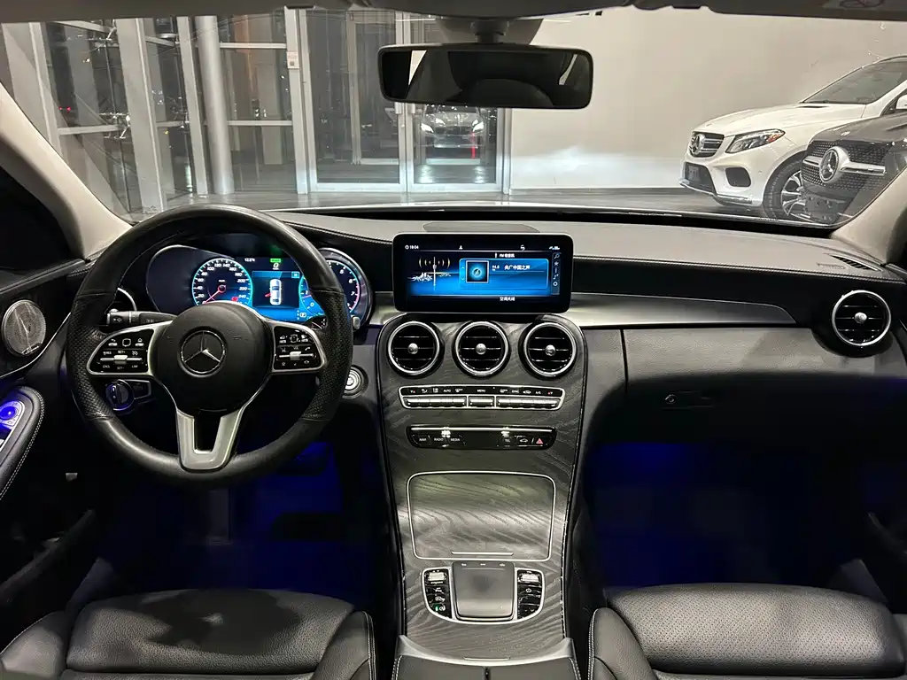 MERCEDES-BENZ C CLASS