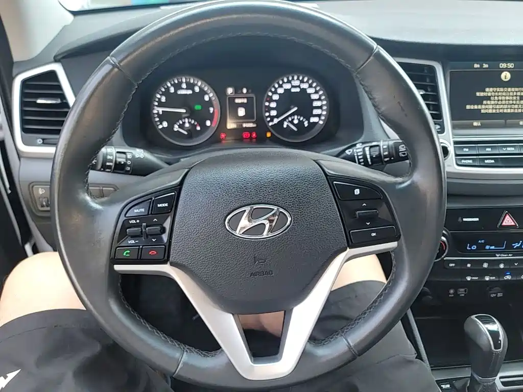 Hyundai Tucson — миниатюра 11