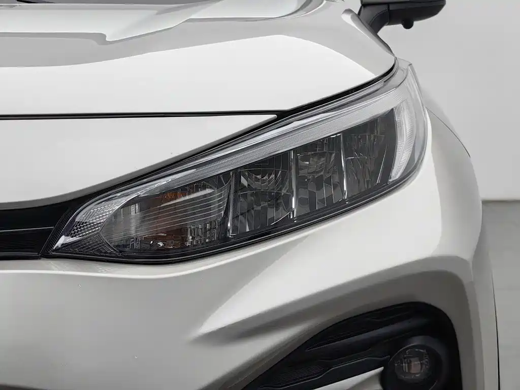 Toyota Wildlander — миниатюра 7