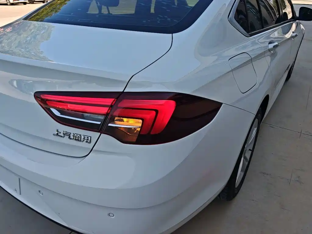 Buick Regal — миниатюра 8