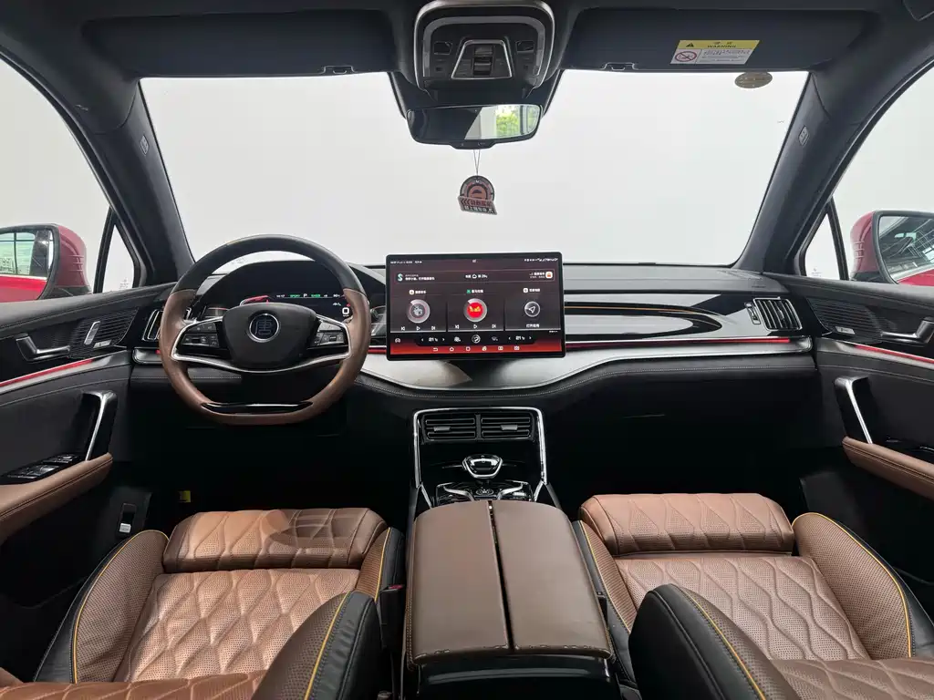 BYD Tang New Energy — миниатюра 4
