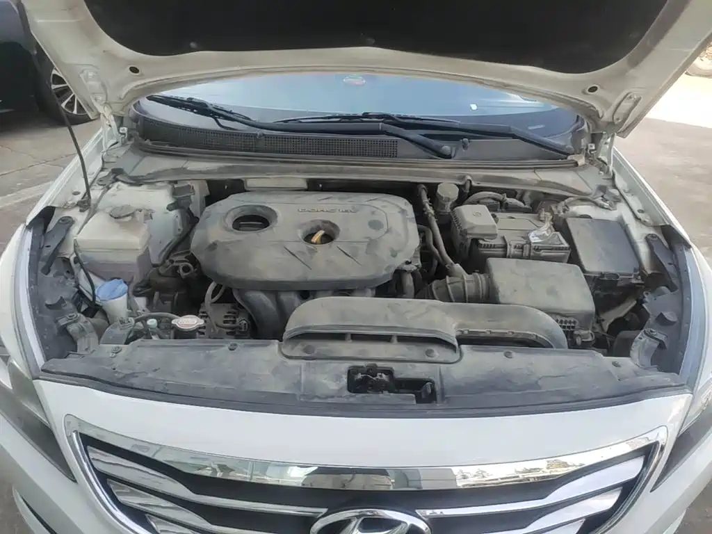 Hyundai Mistra — миниатюра 20
