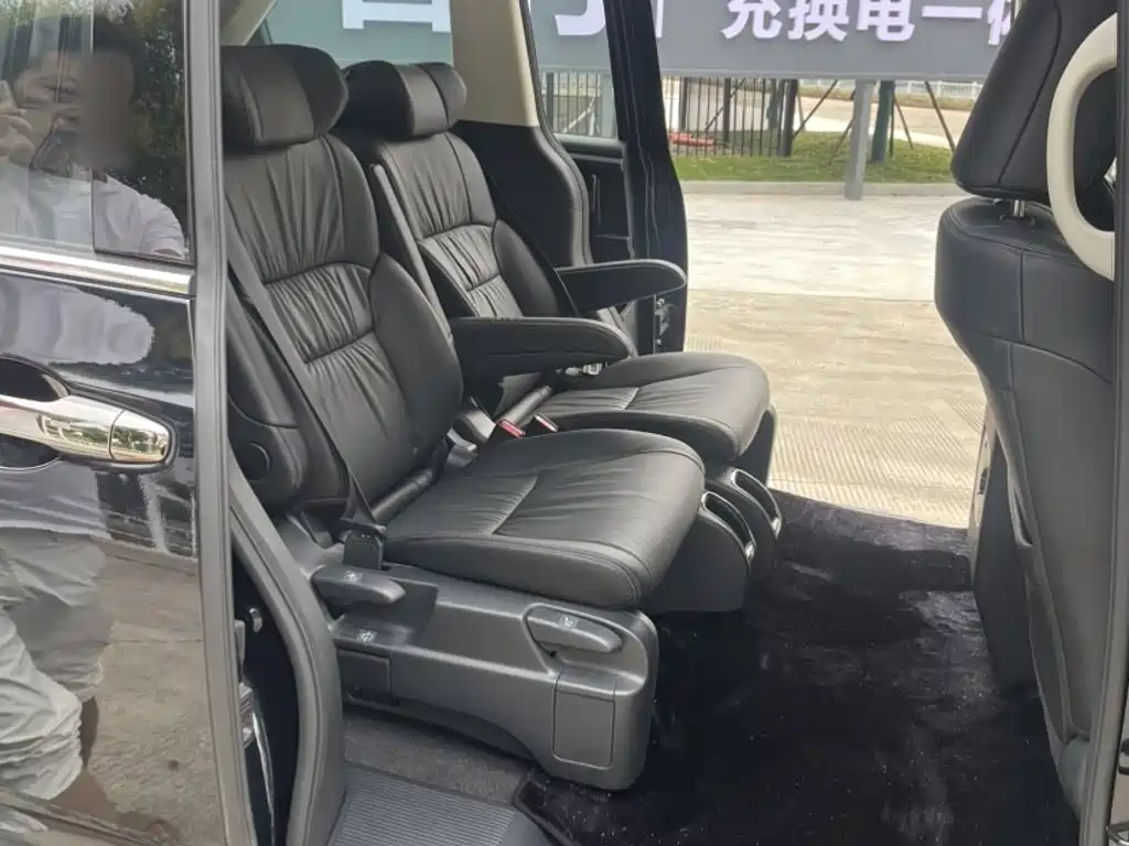 Honda Odyssey — миниатюра 6