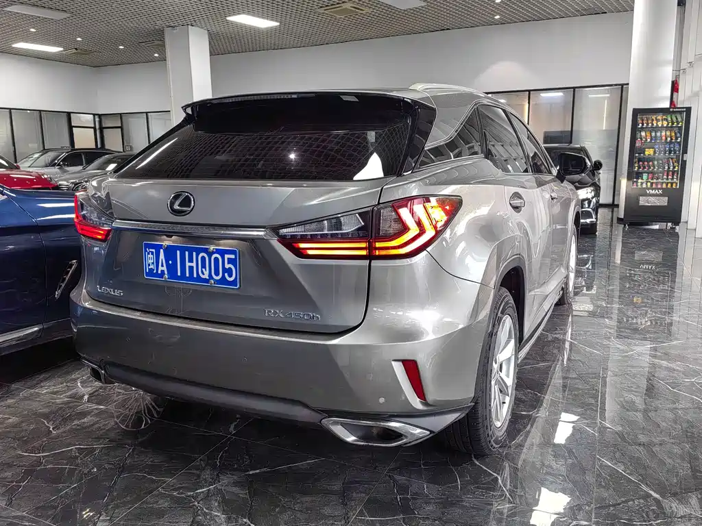 Lexus RX — миниатюра 6