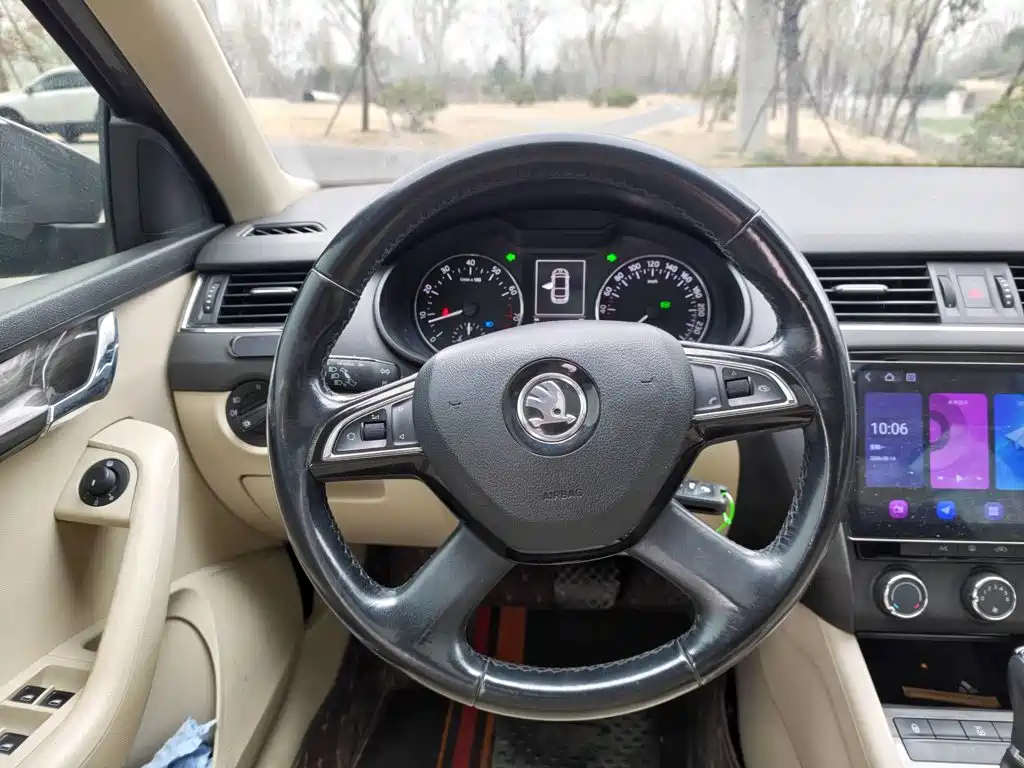 Skoda Octavia — миниатюра 3