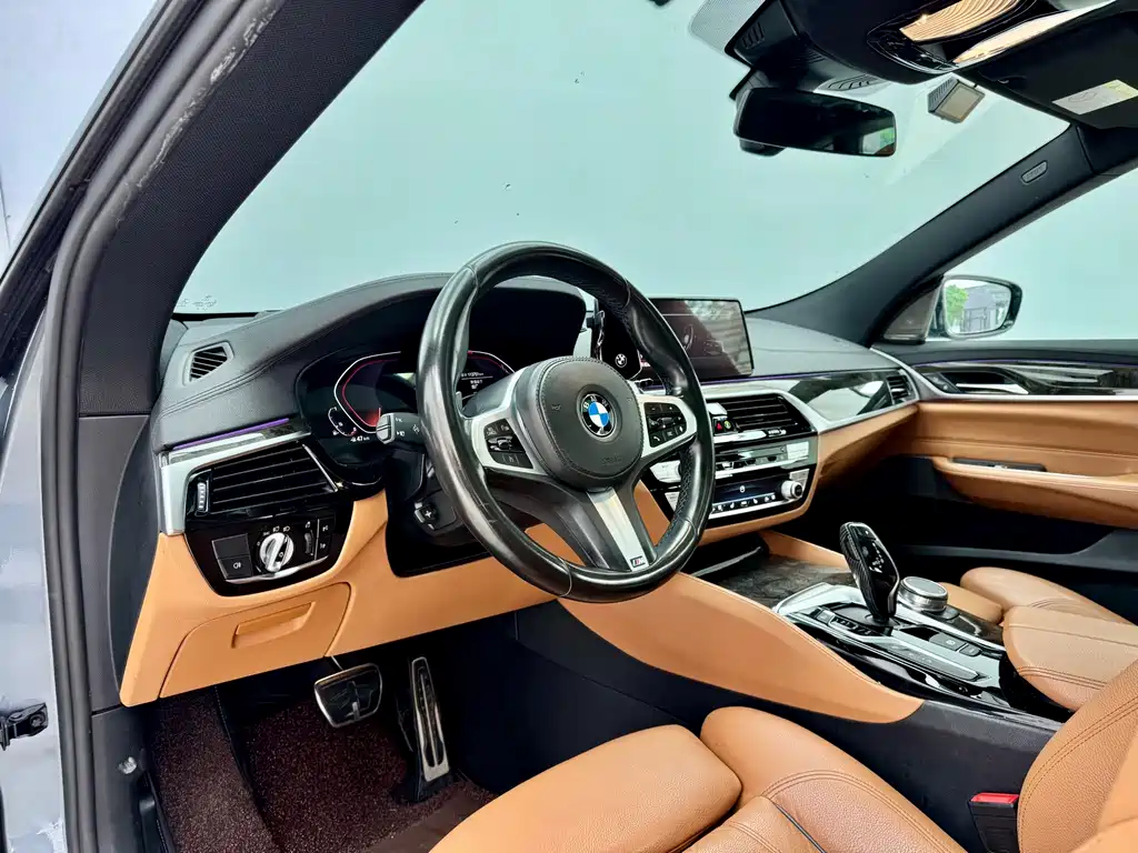 BMW 6 Series GT — миниатюра 8