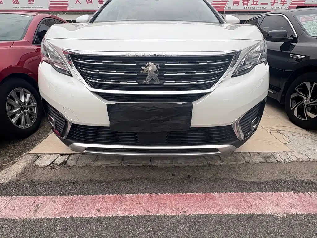 Peugeot 5008 — миниатюра 2
