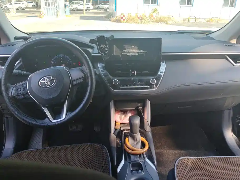 Toyota Frontlander — миниатюра 12