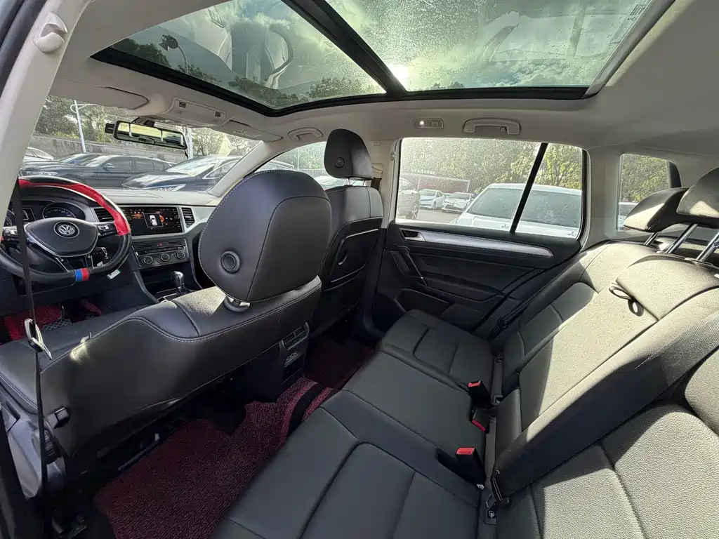Volkswagen Golf Sportsvan — миниатюра 7