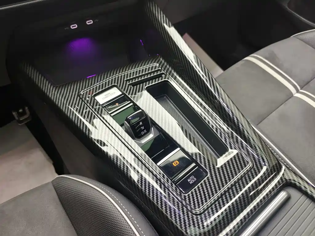 Volkswagen Golf — миниатюра 23