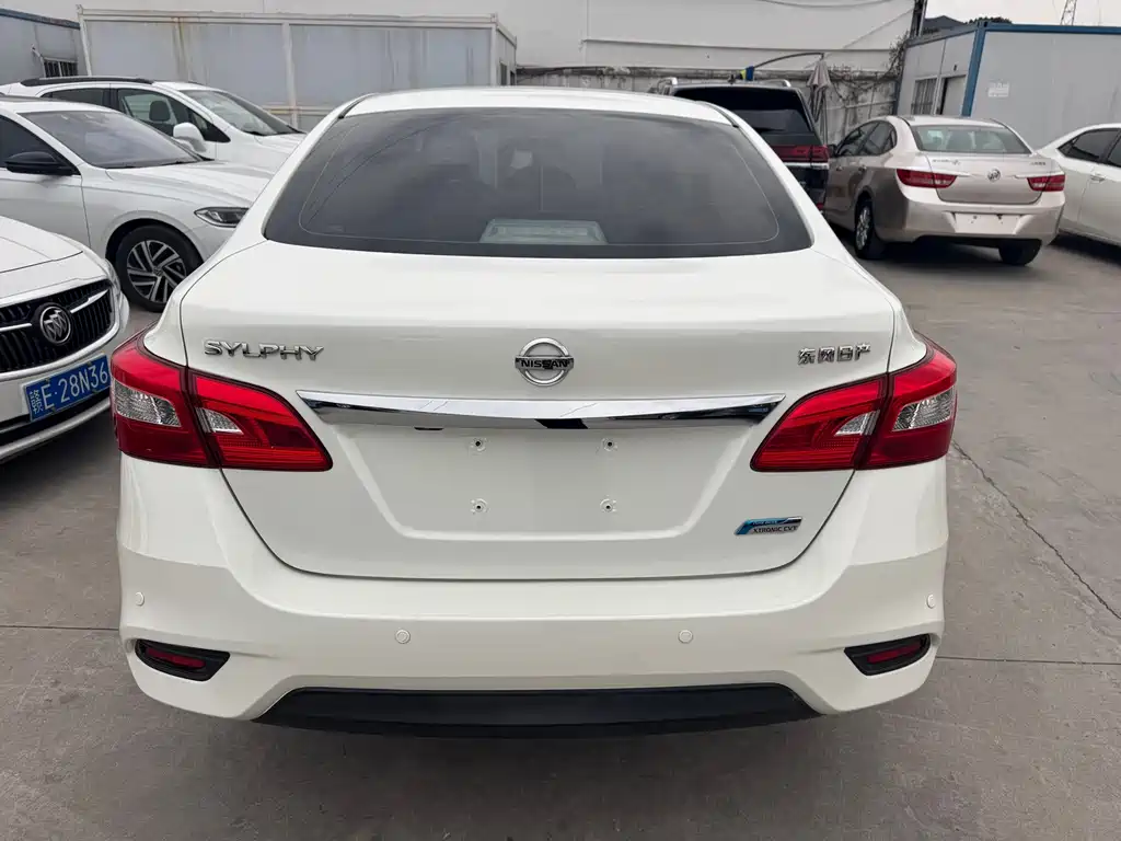 Nissan Sylphy — миниатюра 9