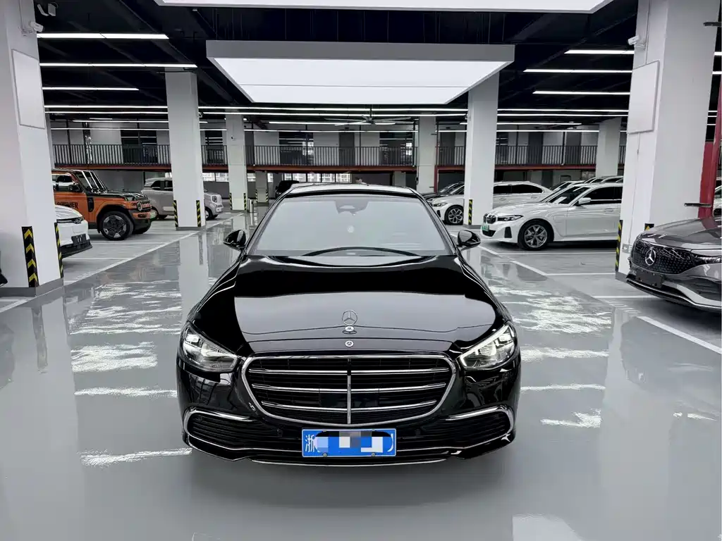 Mercedes-Benz S-Class — миниатюра 2