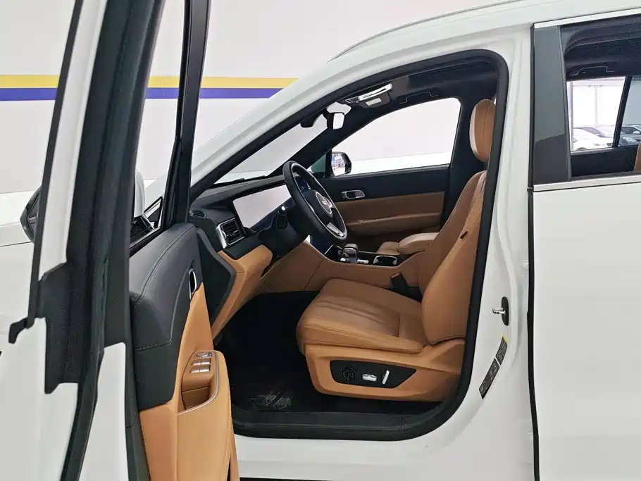 Li Auto Li ONE — миниатюра 9