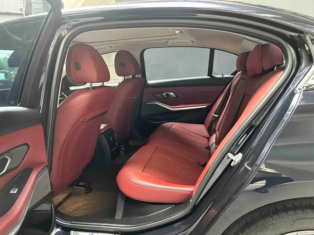 BMW 3 Series — миниатюра 5