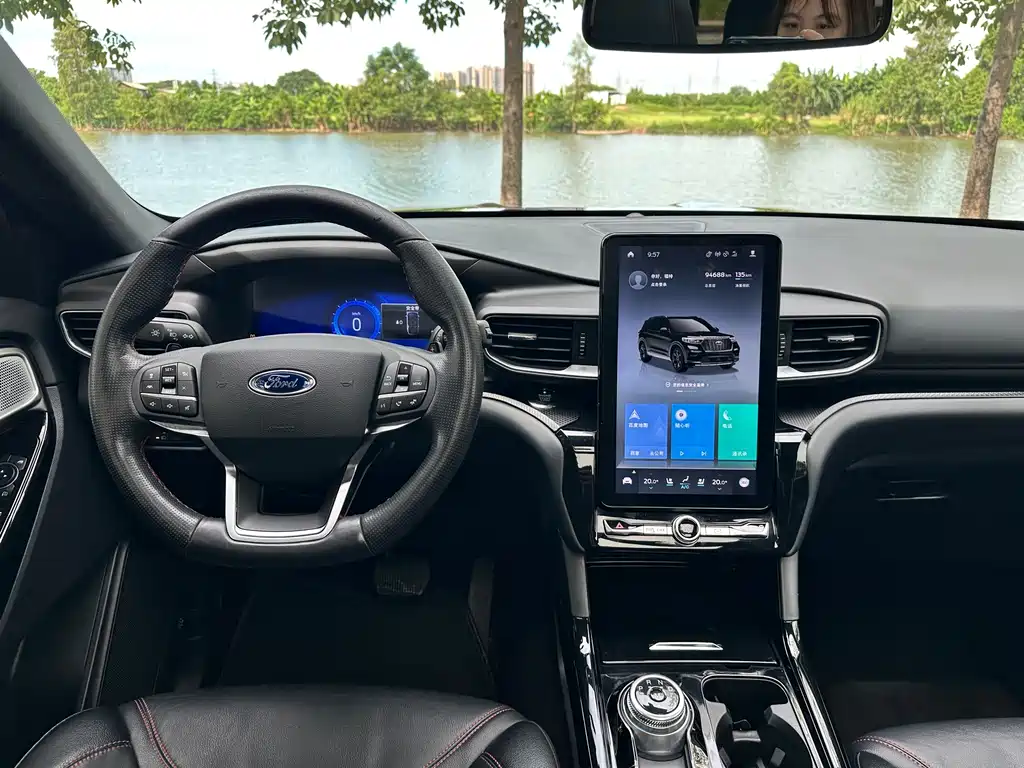 Ford Explorer — миниатюра 16