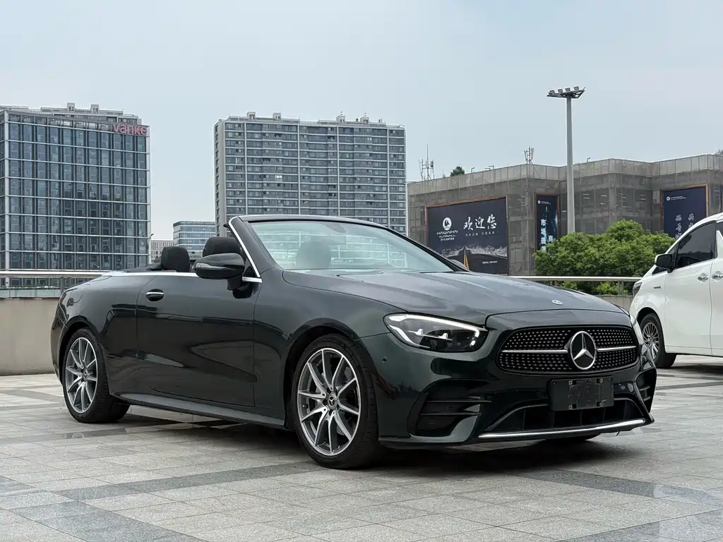 Mercedes-Benz E-Class (Import) — миниатюра 4