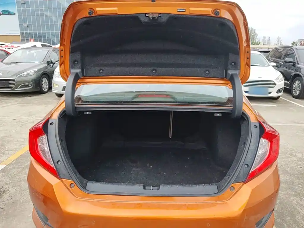 Honda Civic — миниатюра 19