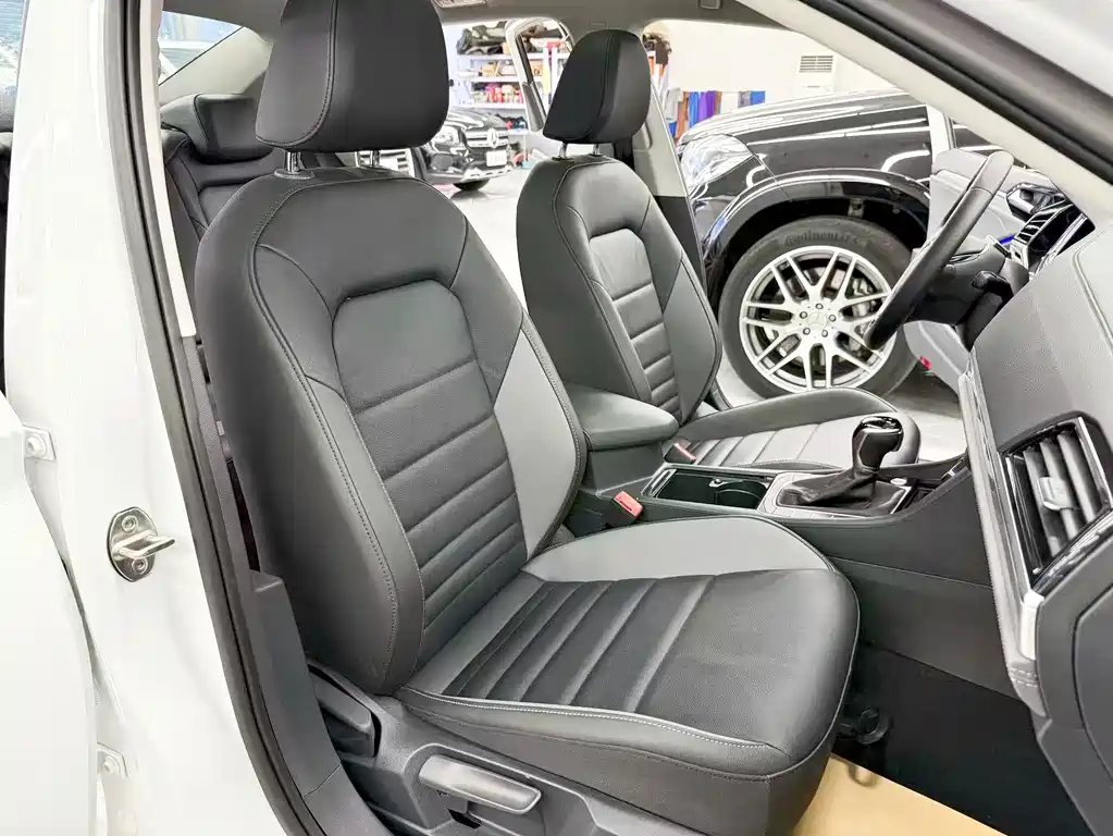 Volkswagen Sagitar — миниатюра 17
