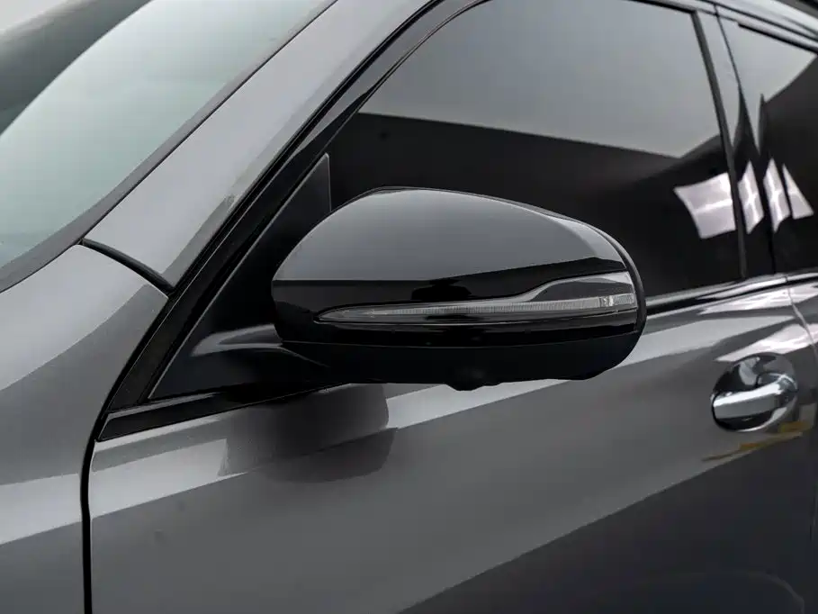 Mercedes-Benz GLB AMG — миниатюра 16