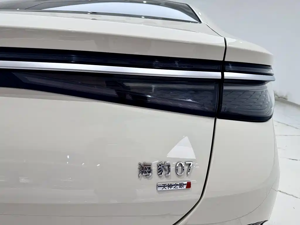 BYD Seal 07 DM-i — миниатюра 10
