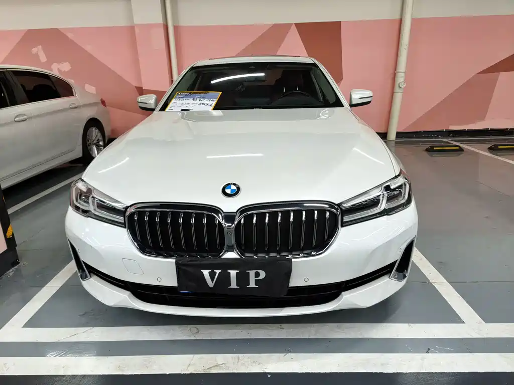 BMW 5 Series — миниатюра 2