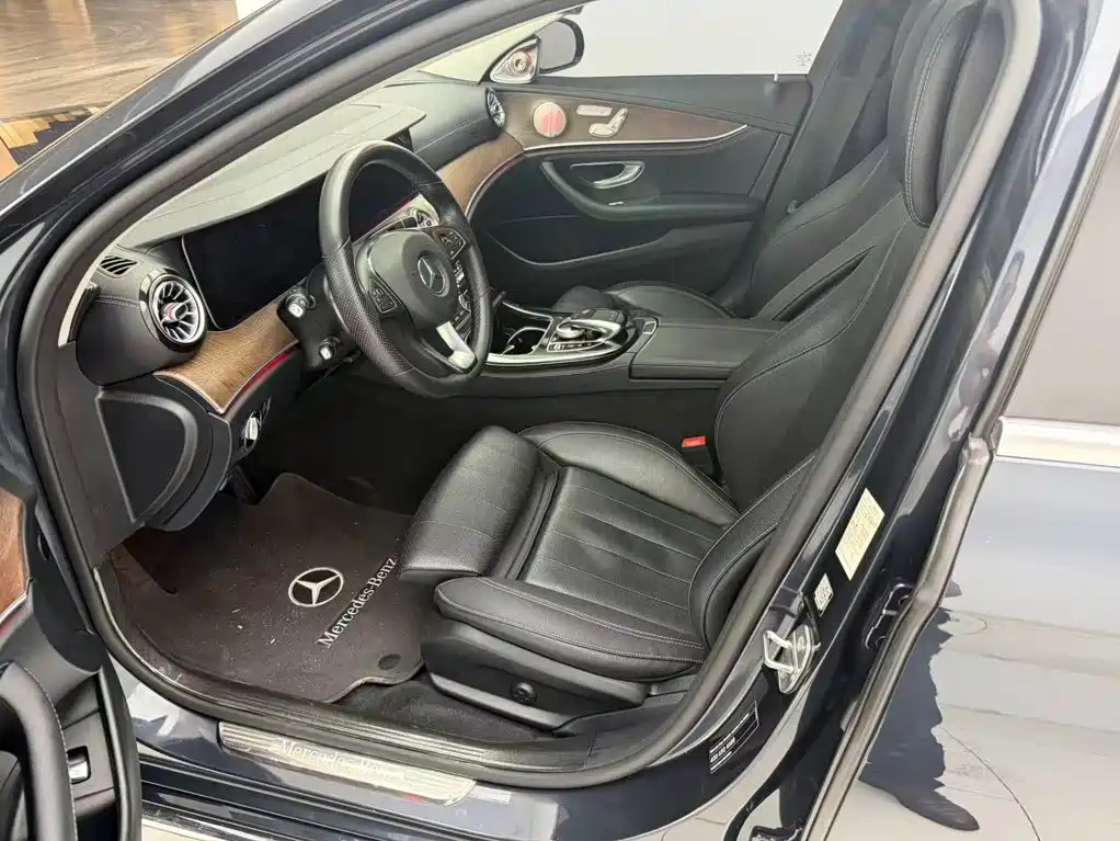 Mercedes-Benz E-Class — миниатюра 4