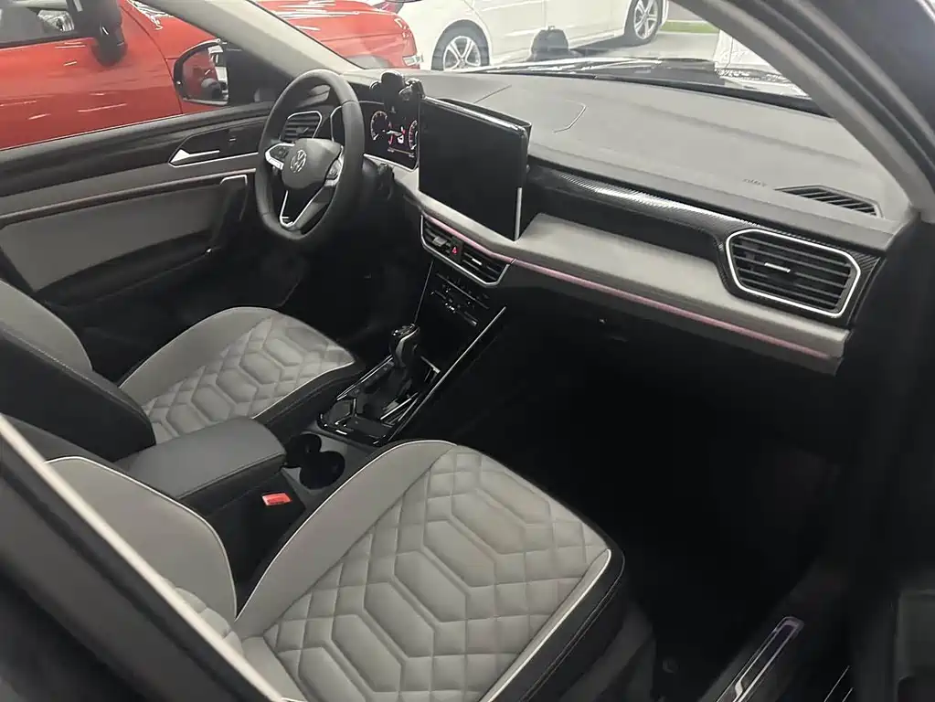 Volkswagen Tayron — миниатюра 4