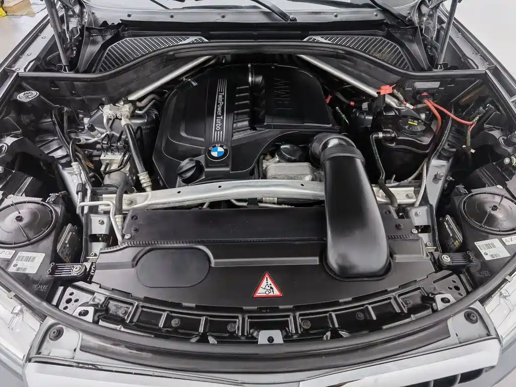 BMW X5 (Import) — миниатюра 6