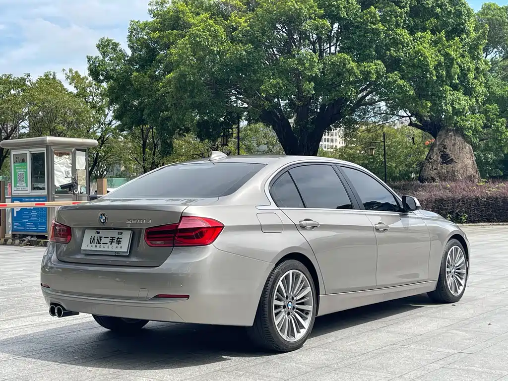 BMW 3 Series — миниатюра 19