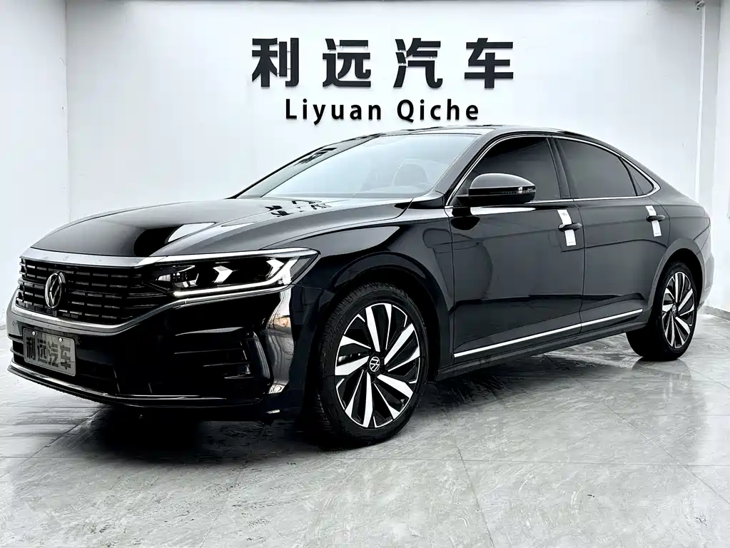 Volkswagen Passat 2023