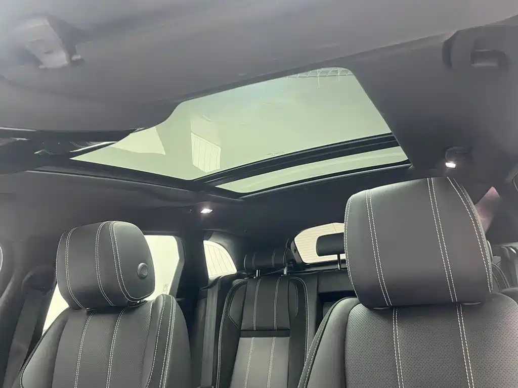 Land Rover Velar — миниатюра 11
