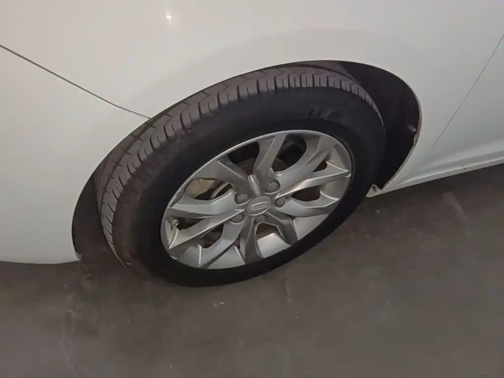 Geely Emgrand GL — миниатюра 23