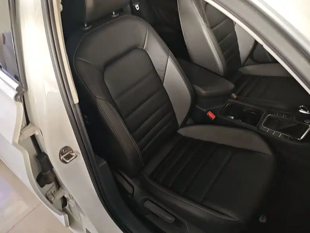 Volkswagen Sagitar — миниатюра 25