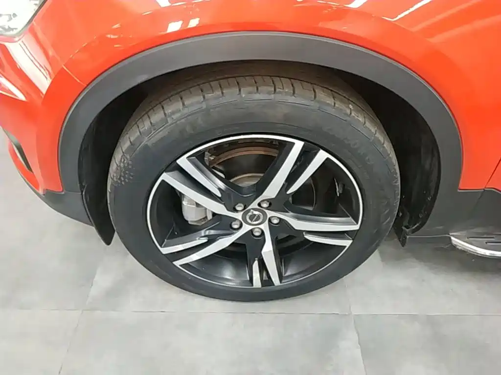Volvo XC40 — миниатюра 23