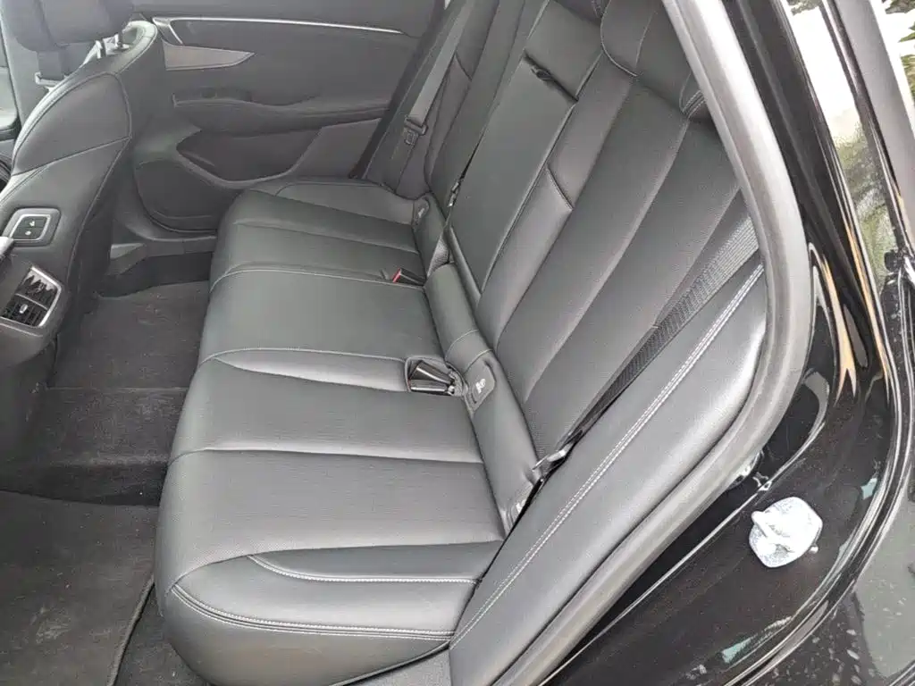 Buick LaCrosse — миниатюра 17