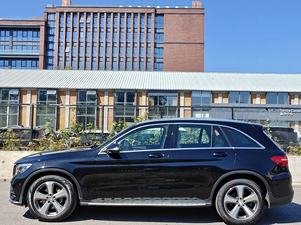 Mercedes-Benz GLC — миниатюра 7